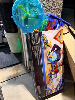 Monster jam car wash set