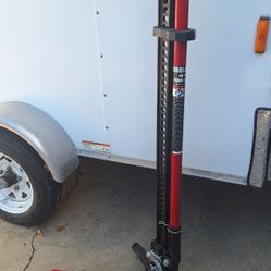 Badlands 48 in. Farm Jack