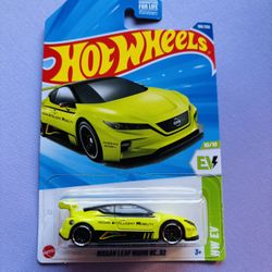 Hot Wheels Nissan Leaf Treasure Hunt