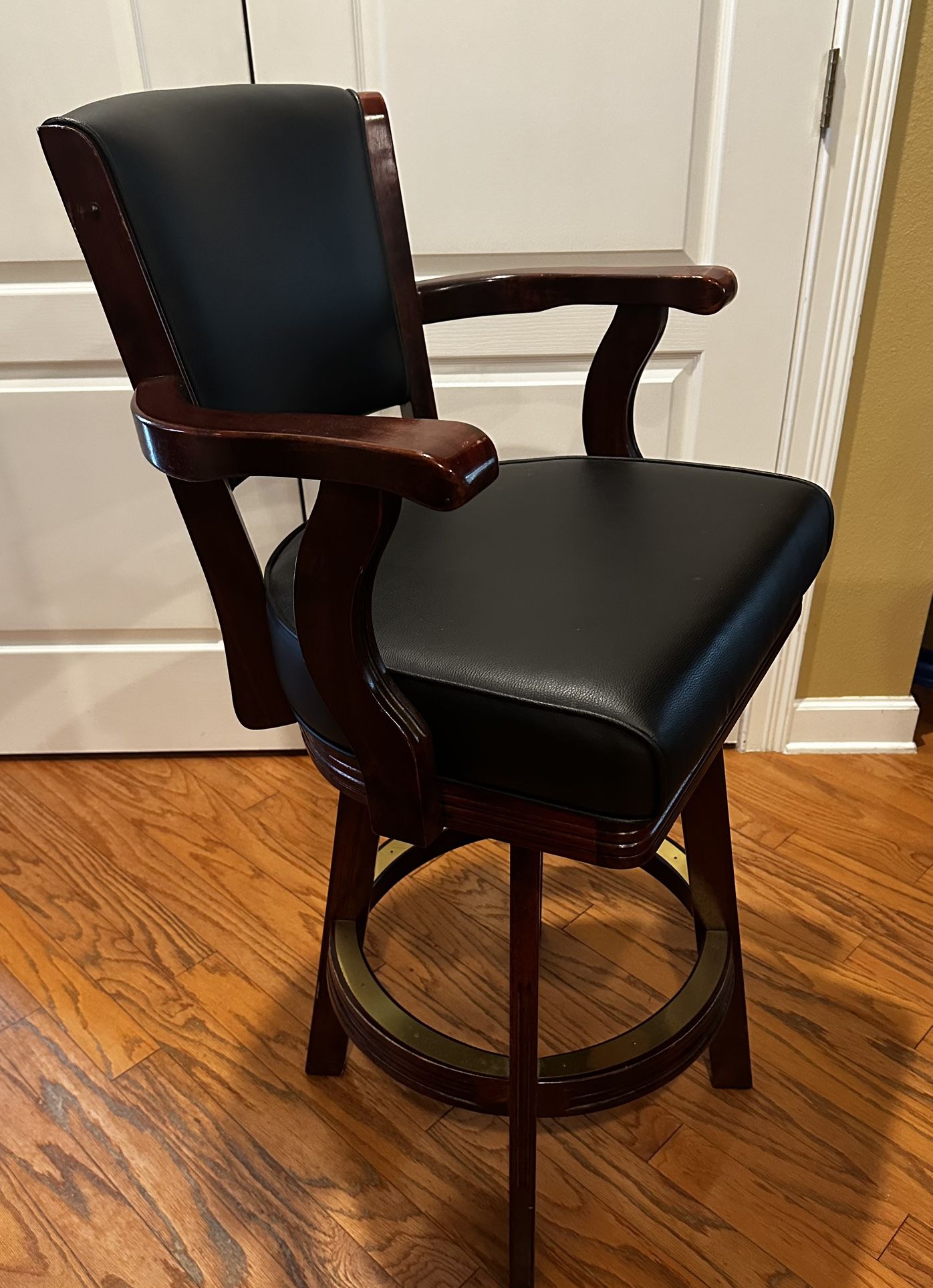 4 Bar / Game Room Chairs 