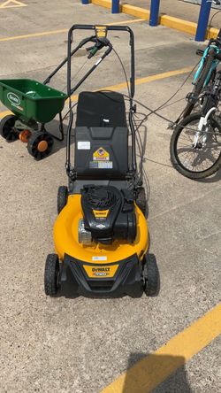 DeWalt RWD Gas-Powered Push Lawn Mower