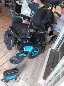 BRAND NEW ELECTRIC EVERYTHING IS MINT CONDITION JUST LIKE YOU SEE HERE PRICE $2,000