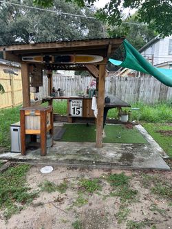 Outdoor Wood Tiki Bar with Roof
