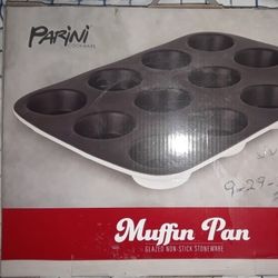 Glazed Non Stick Muffin Pan