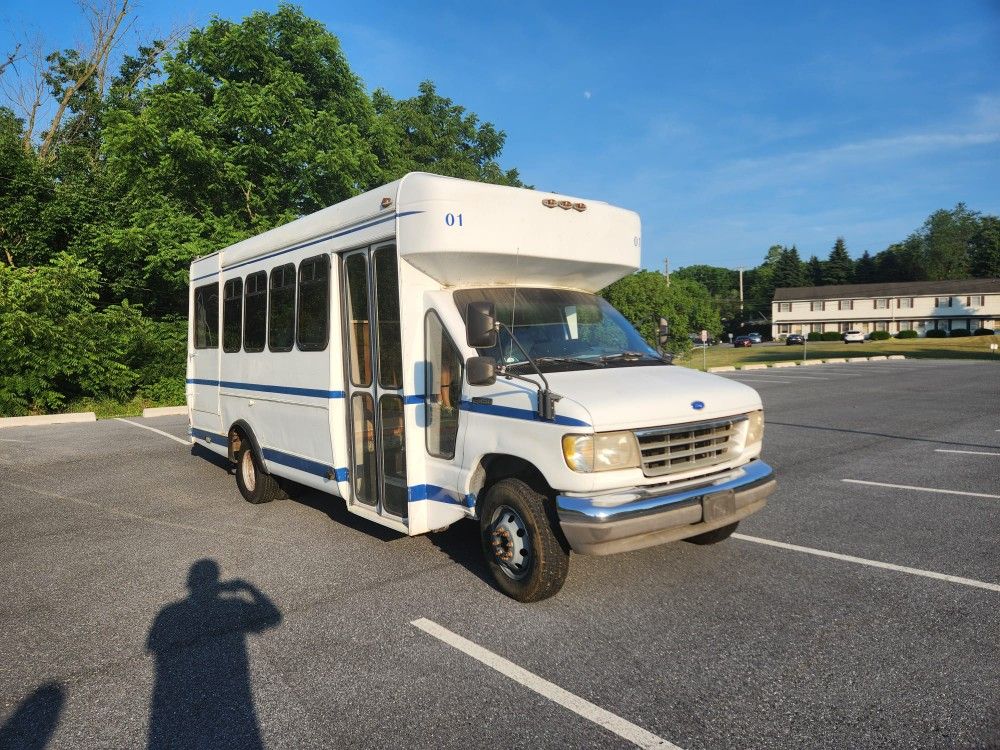 1995 Ford E350