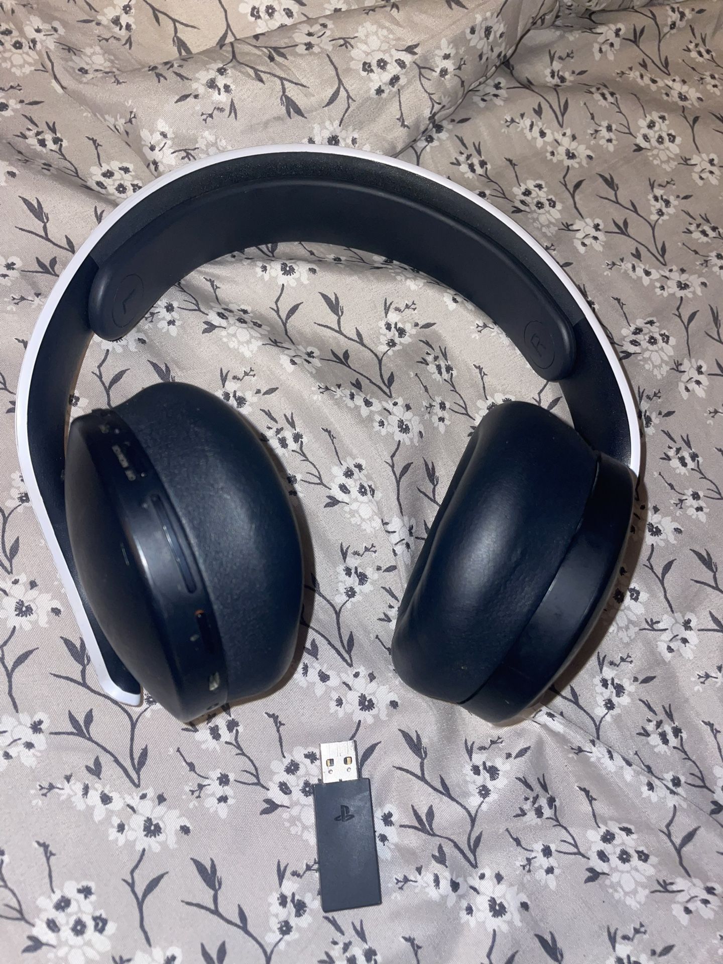 Sony Pulse 3D Over the Ear Gaming Headset - White 