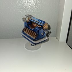 Typewriter Standee 