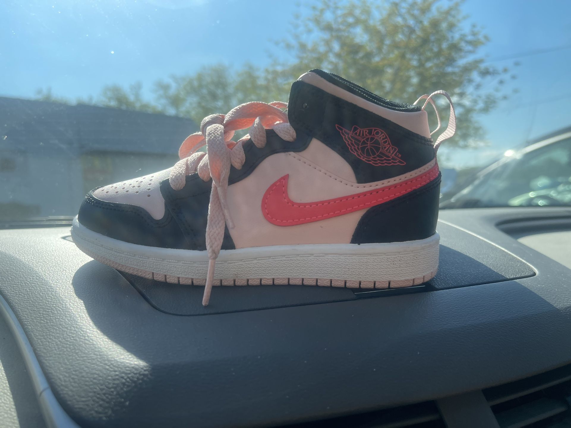 Air Jordan 1