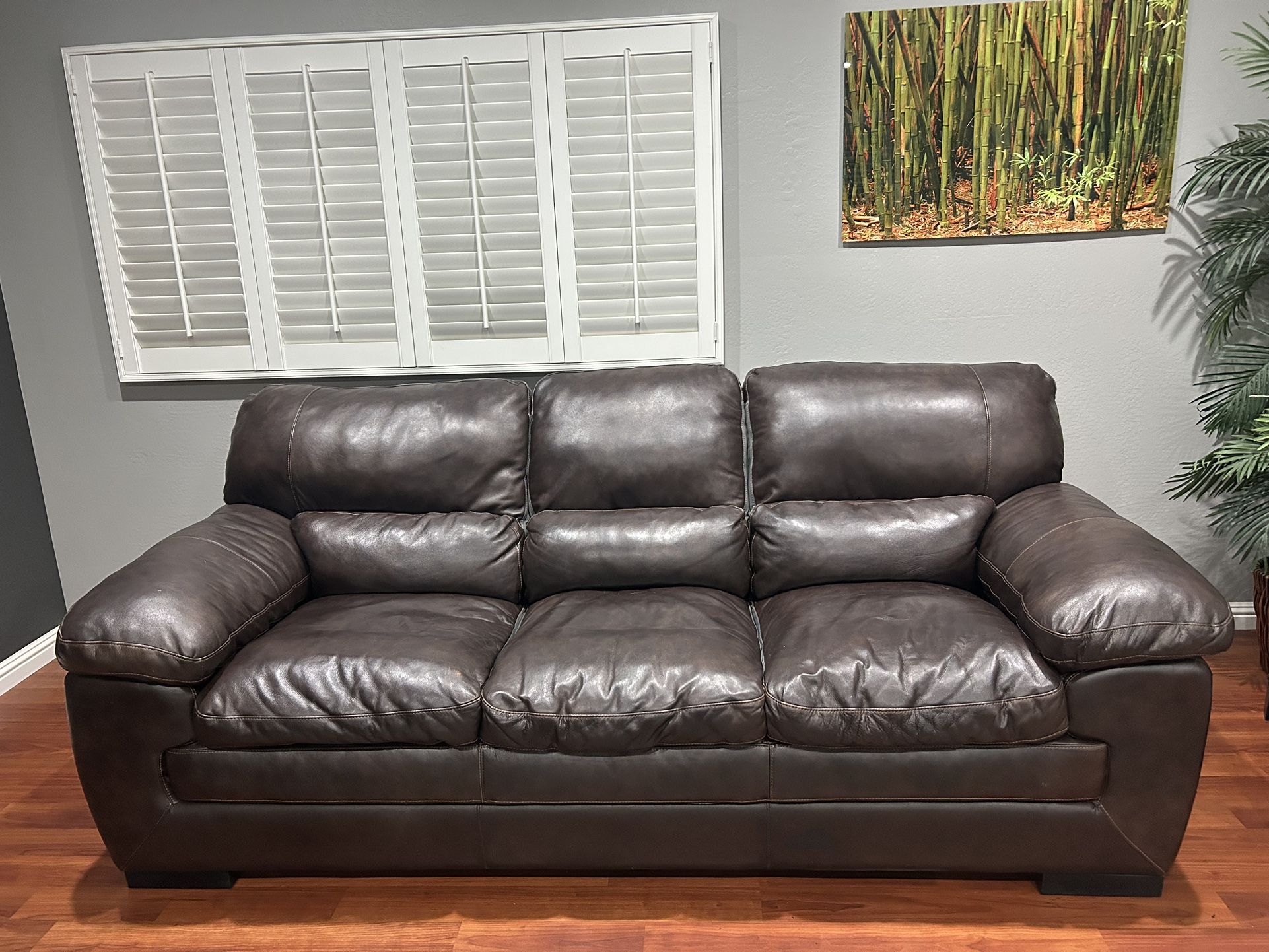 Couch’s For Sale! Must Go By This Weekend.