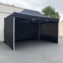 (Brand New) $190 Heavy-Duty 10x15 ft with (3 Sidewalls) EZ Popup Canopy Outdoor Gazebo, Carry Bag (Black, White) 