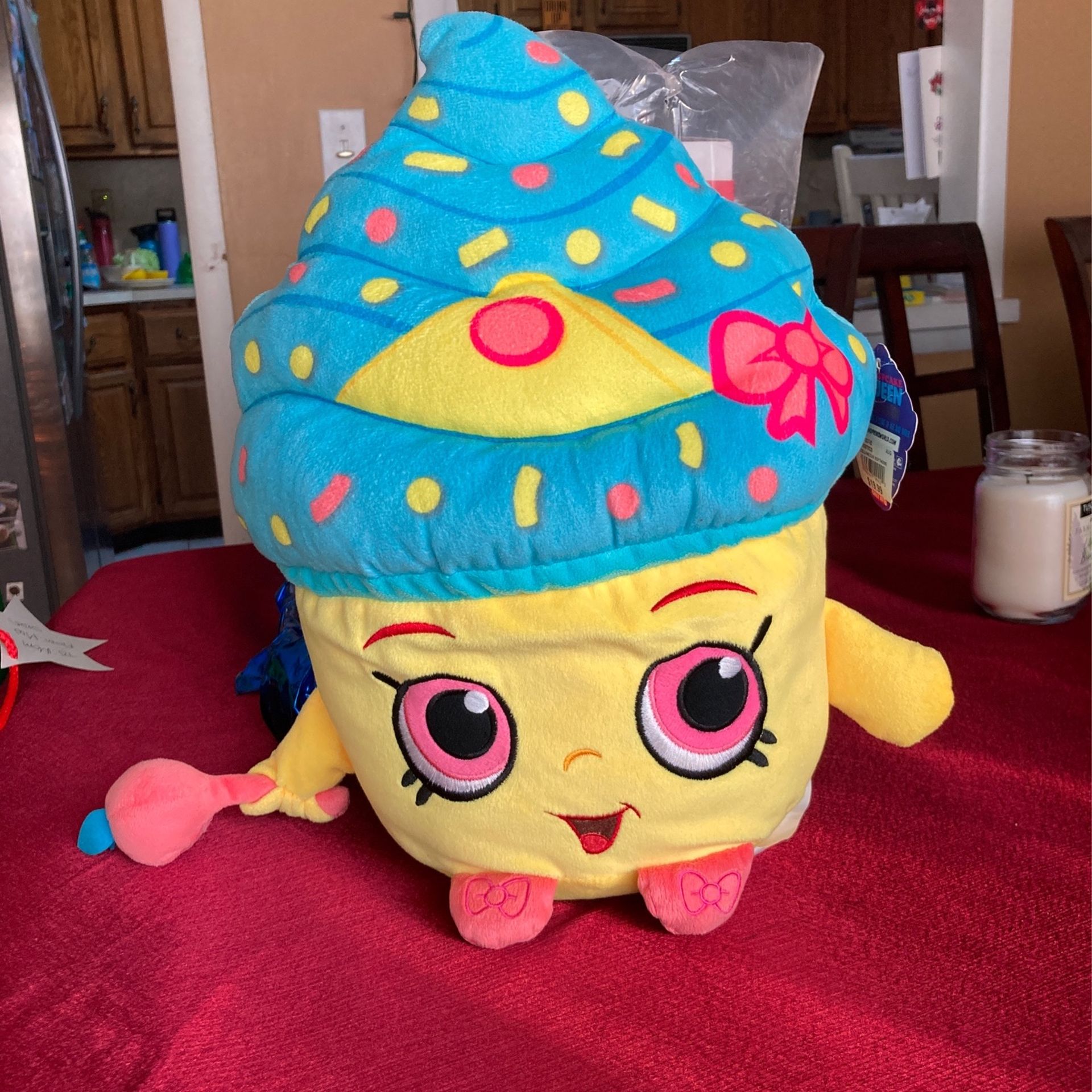 Shopkins Cupcake Pillow w/tags