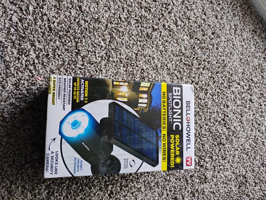 Bionic Spotlight solar Powered