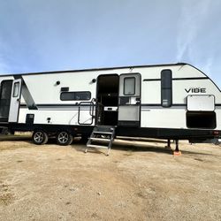 2020 34FT 1 SlideOut LIKE NEW