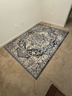 Costco Thomasville Traditional Medallion Area Rug – Blue/Gray/Ivory (7'10" x 10')