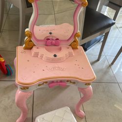 Kids Make Up Desk $20