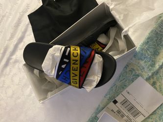 Shoes Gucci sneaker and givenchy sandal