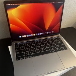 Macbook Pro i5