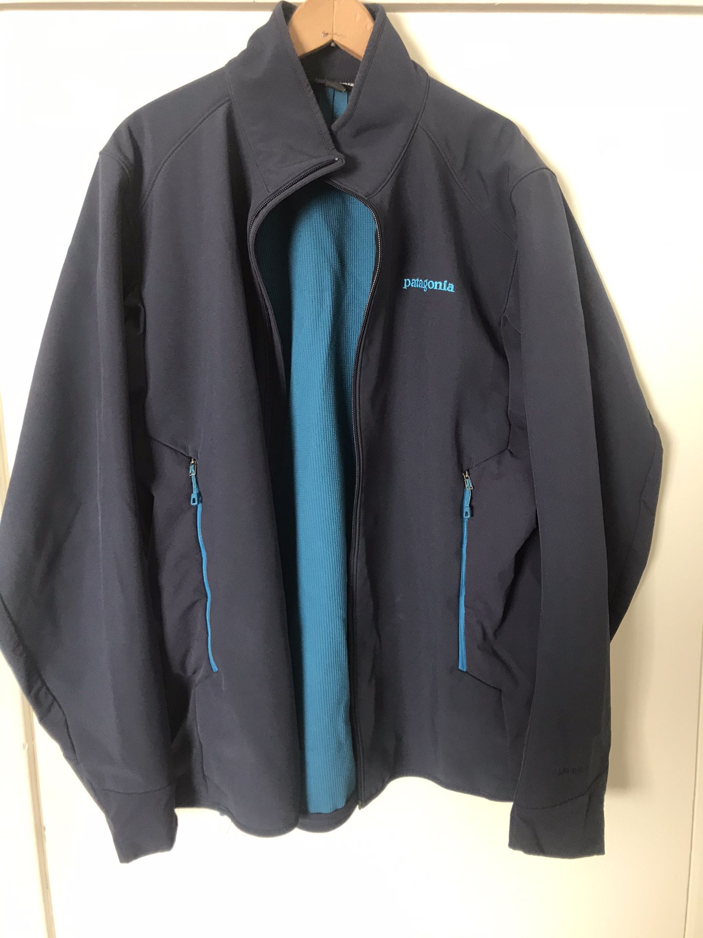 Patagonia jacket for men size L