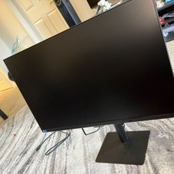 Selling 24” ViewFinity S60A QHD High Resolution