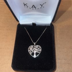  Kay Jewelers 