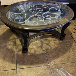 Coffee And Side Tables