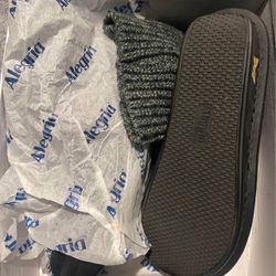 New In Box Alegria Sweater Boots