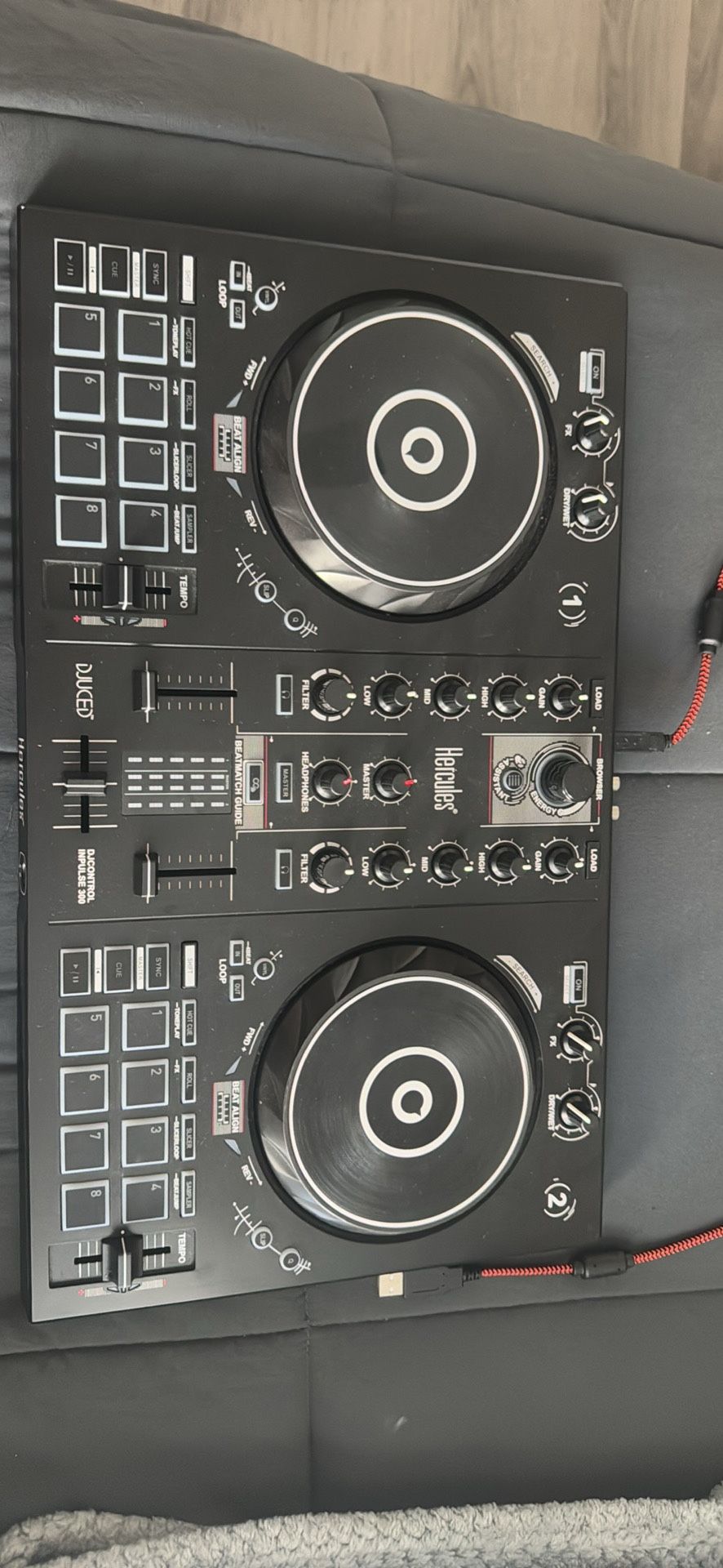 Hercules Impulse 300 DJ Controller