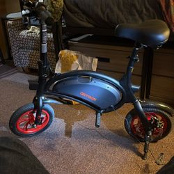 Jetson Bolt ride On E-bike 