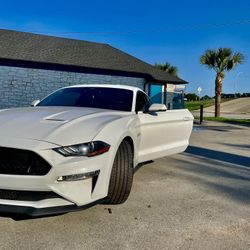 2022 Ford Mustang 5.0