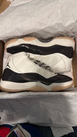 Women’s   neapolitan  Jordan 11