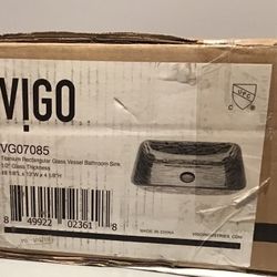 VIGO Titanium 18"L x 13"W x 4"H Over the Counter Glass Rectangular Vessel Bat...