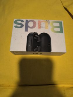 Wireless Bluetooth earbuds