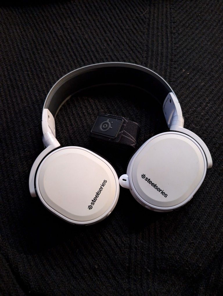 Steelseries Arctic 7 White