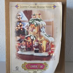 Grandeur Noel 2002 Lighted Ceramic Holiday House Collector's Edition