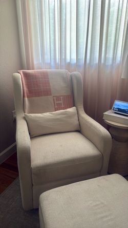 Rocking chair with storage