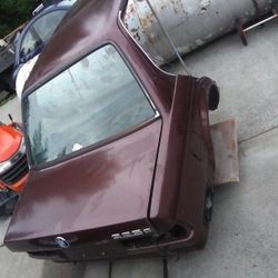 86 BMW e30  325e Rear Quarters & Roof With Factory Sunroo