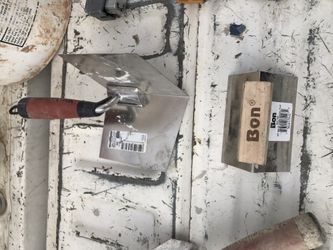 Stucco tools inside and outside corner