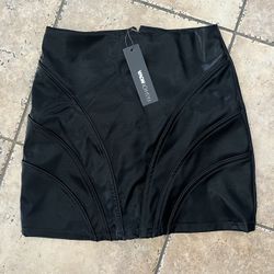 Mini Skirt Faux Leather Wet Look 