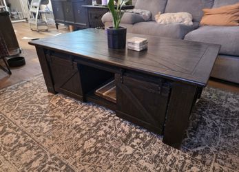 Coffee And Side Table