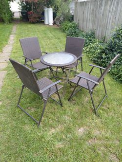 5pc Outdoor Wicker Bistro Set