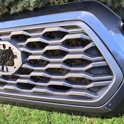 2016-2022 OEM Toyota Tacoma Front Grill W/O Emblem