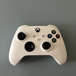 White Xbox Series X|S Wireless Controller – Tested, No Stick Drift