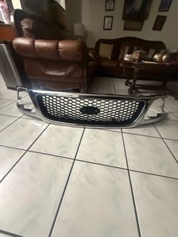 Ford F-150 grill chrome
