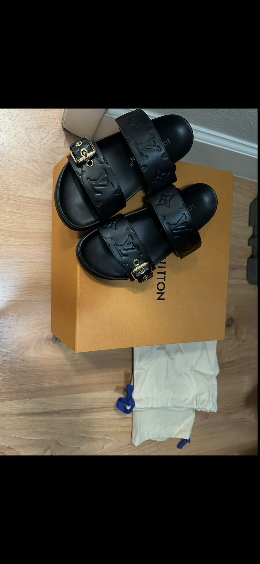 Louis Vuitton Bom Dia Flat Comfort Mule Slide