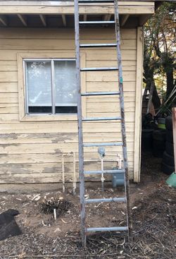 Metal ladder