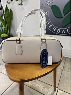Hand bag