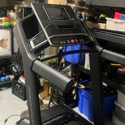 ProForm - Carbon TLX Treadmill - Black