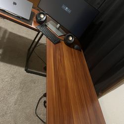 computer desk Rustic Walnut color. 