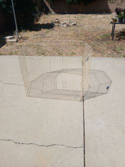 FREE pet enclosure