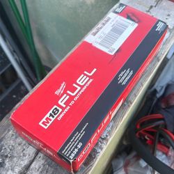 Milwaukee M18 FUEL Oscillating Multi-Tool (2836-20) – NEW